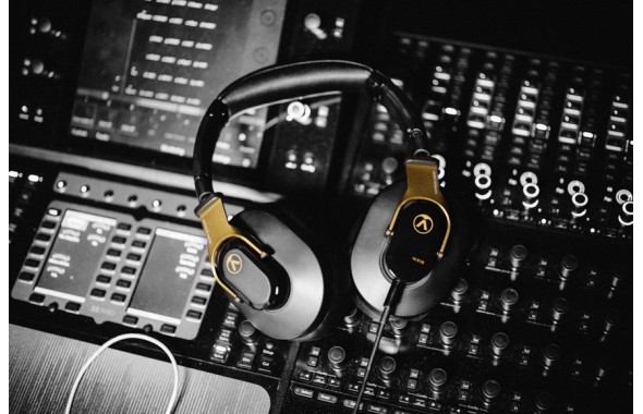 Austrian Audio Hi-X18 - Επετειακά ακουστικά επαγγελματικών προδιαγραφών με ήχο υψηλής ακρίβειας και ξεχωριστή αισθητική