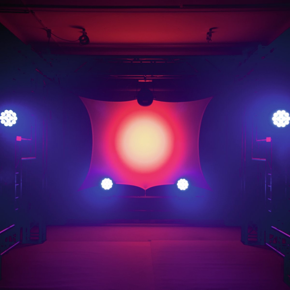 EUROLITE LED PAR 14X8W RGBW IP65 COLOR MIXING & DIFFER LED PAR 14X8W RGBW IP65 COLOR MIXING & DIFFER
