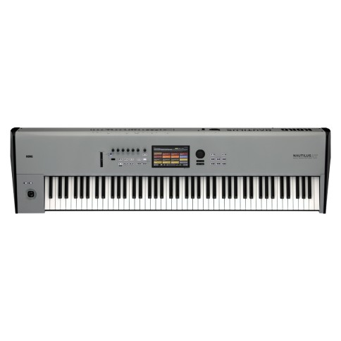 KORG MUSIC WORKSTATION 88 DYNAMIC HEAVYWEIGHTED AT KEYS