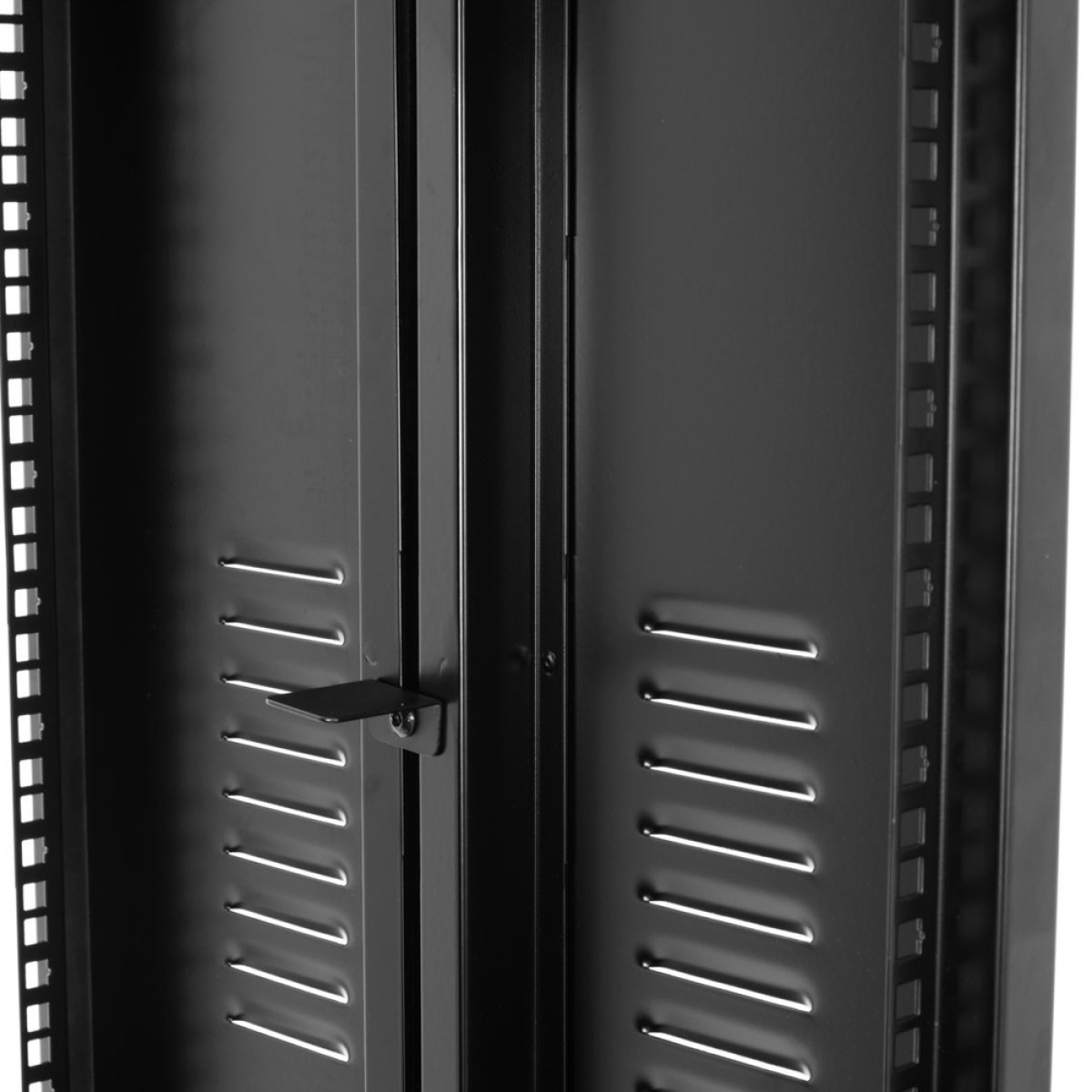 OMNITRONIC RACK 36U -19'' - 41cm ΒΑΘΟΣ ΜΕ ΡΟΔΕΣ OMNITRONIC RACK 36U -19'' - 41cm ΒΑΘΟΣ ΜΕ ΡΟΔΕΣ