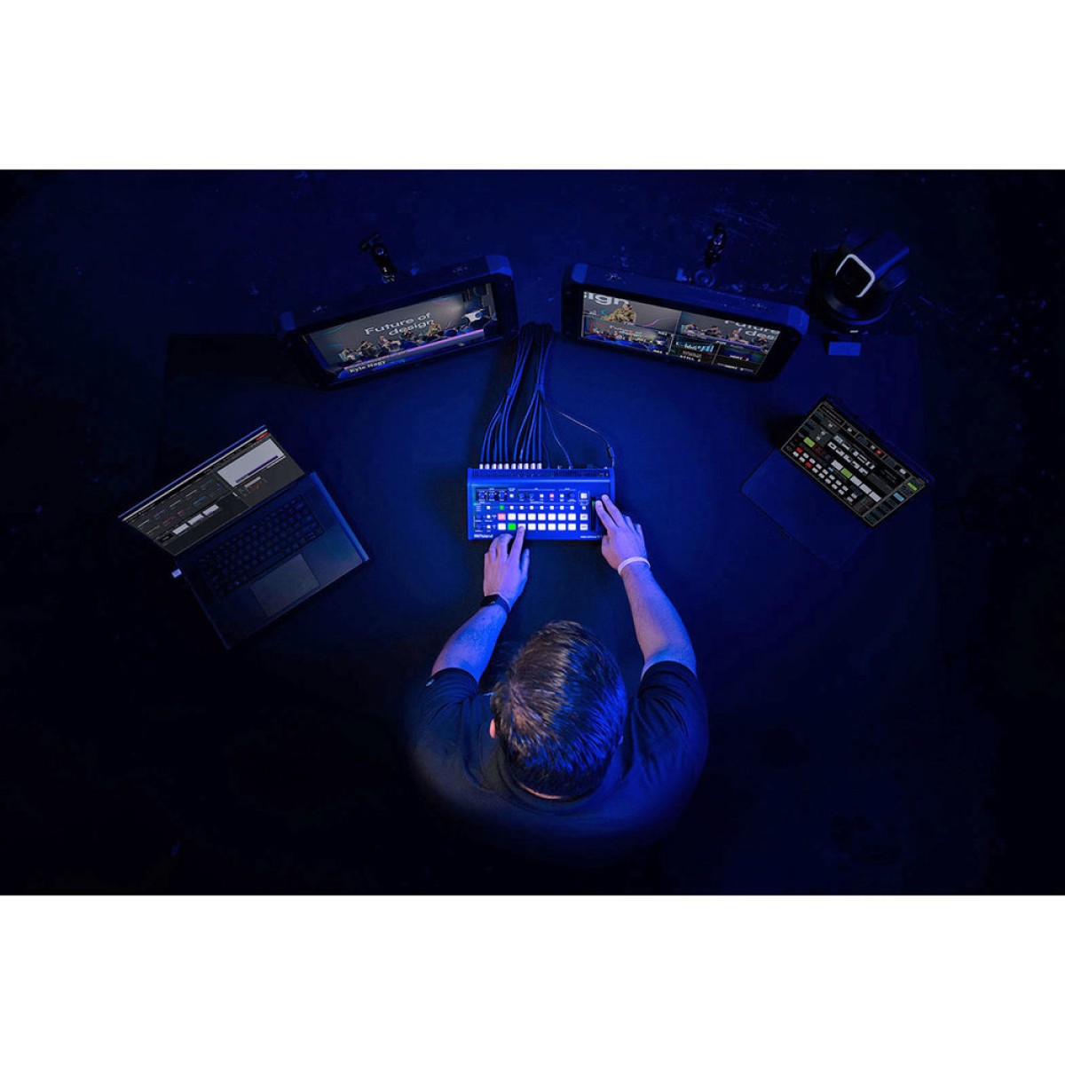 ROLAND VIDEO SWITCER 4K WITH 5 HDMI INPUTS AND OUTPUTS ROLAND VIDEO SWITCER 4K WITH 5 HDMI INPUTS AND OUTPUTS